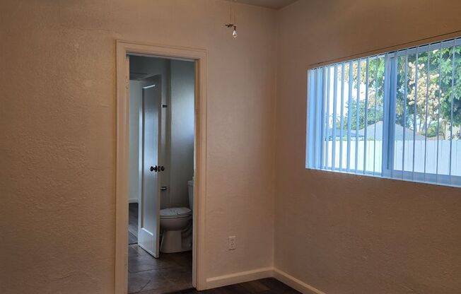 4 beds, 2 baths, 1,497 sqft, $3,975, Unit 4747A