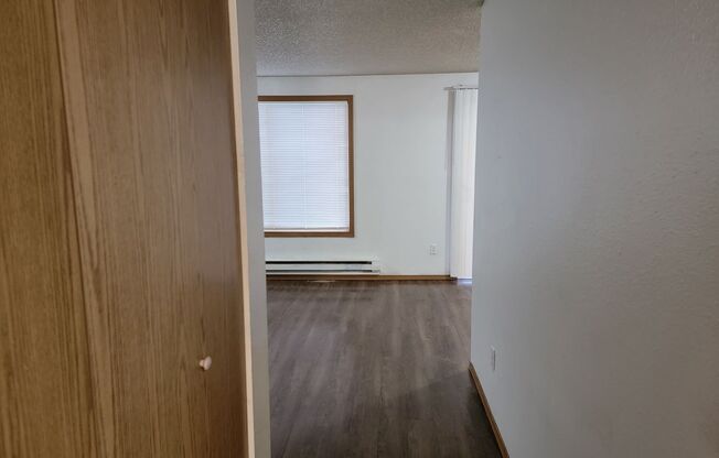 2 beds, 1 bath, 912 sqft, $1,445, Unit A