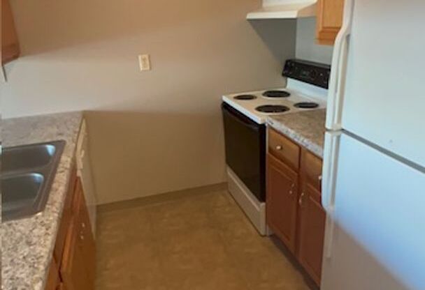 1 bed, 1 bath, 615 sqft, $839, Unit 230
