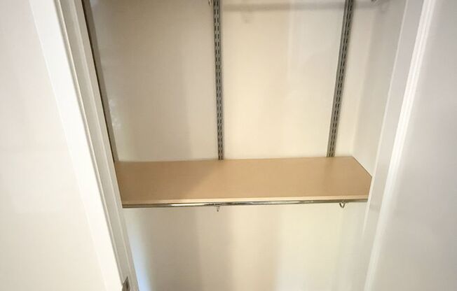 1 bed, 1 bath, 600 sqft, $2,923, Unit 0121