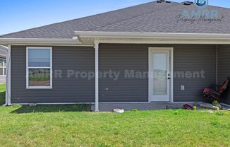 3 beds, 2 baths, $1,499