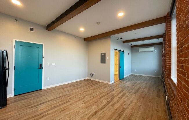 Studio, 1 bath, 472 sqft, $1,715, Unit 214