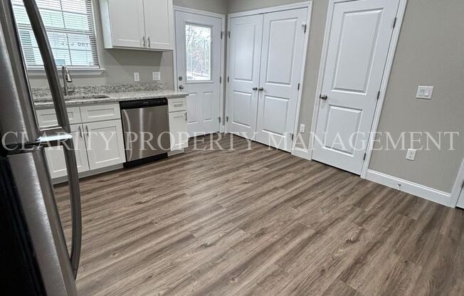 2 beds, 2.5 baths, $1,350, Unit Apt 1