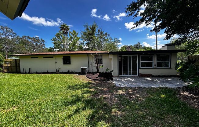 Charming, Newly Renovated 3-Bedroom Home with Spacious Living and Expansive Fenced Yard!