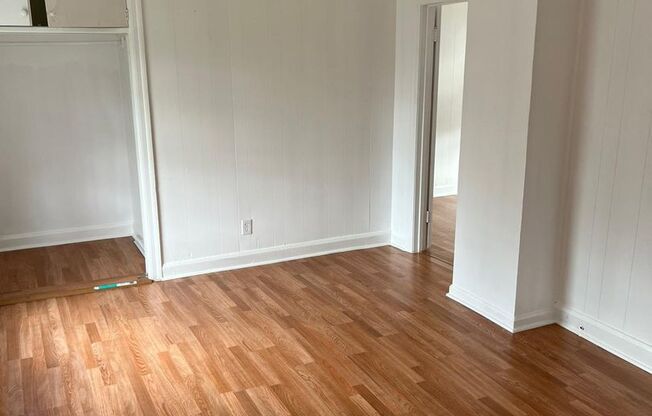 1 bed, 1 bath, 760 sqft, $695, Unit Rear