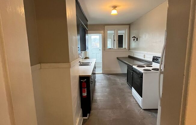 1 bed, 1 bath, $850