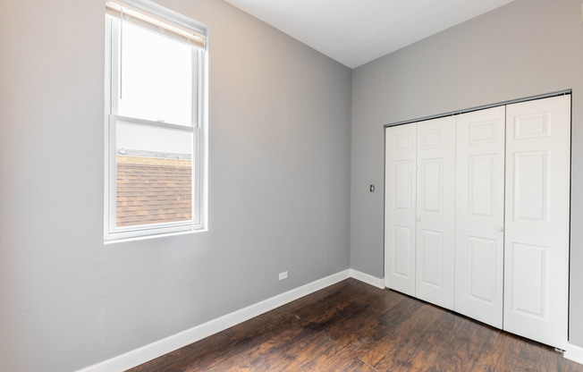 2202 West 21st Place