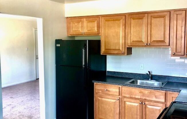 2 beds, 1 bath, 950 sqft, $1,600, Unit 203 #10