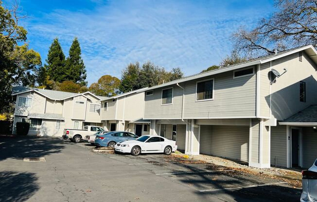 $250 off the 1st months rent -  Apartment in Old Town Elk Grove