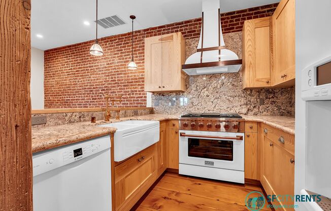 Intimate Super-Lux Home in Zen Garden Setting - Newly Built in Repurposed Mission District Winery Complex