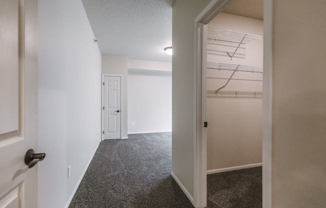 3 beds, 2 baths, 1,242 sqft, $1,750, Unit 4201-308