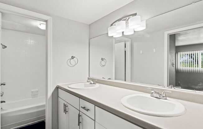 1 bed, 1 bath, 615 sqft, $900, Unit 110