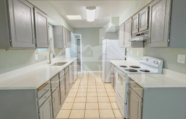 4 beds, 2 baths, 2,070 sqft, $2,295