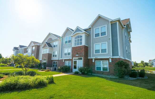 Quality Constructed Homes at Heatherwood Apartments, Grand Blanc, Michigan