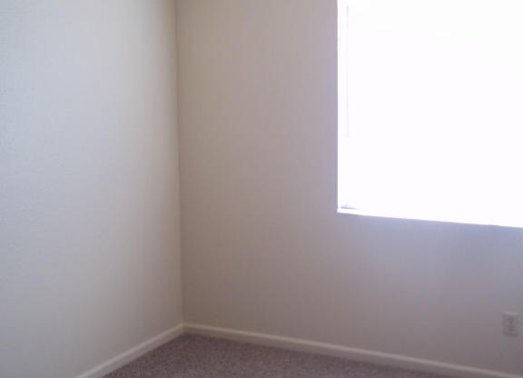 2 beds, 1.5 baths, $1,250, Unit # 1041