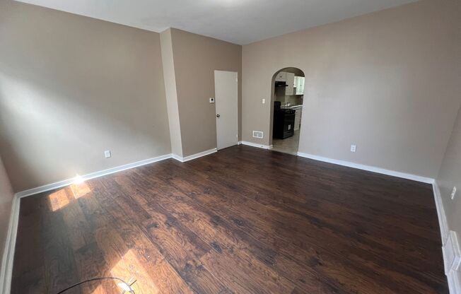 Pittsburgh - 3 Bedroom 1.5 Bathroom - For rent