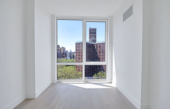 2 beds, 2 baths, 1,031 sqft, $5,750, Unit 7B