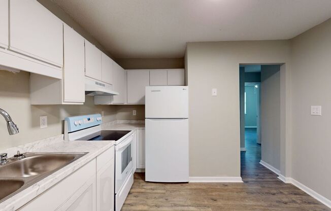 2 beds, 1 bath, 750 sqft, $949