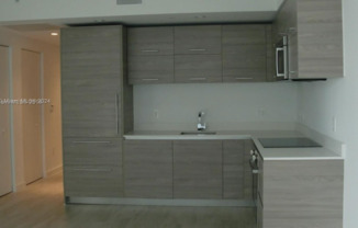 Beautiful 1 bed/1.5 baths + DEN unit at Dua Residences