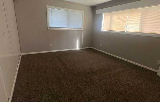 3 beds, 1 bath, $1,200