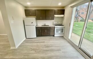 1 bed, 1 bath, 600 sqft, $1,499, Unit D - 14