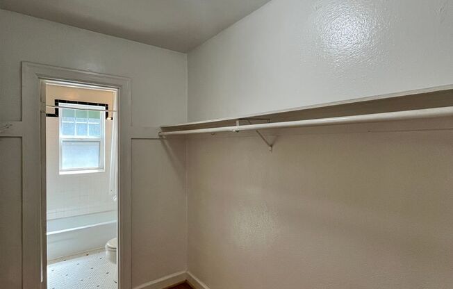 Studio, 1 bath, $1,295, Unit 207