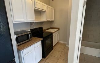 1 bed, 1 bath, 505 sqft, $850, Unit E Breckinridge St, 636 - #2