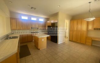 2 beds, 2 baths, $3,200