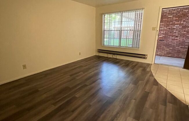 1 bed, 1 bath, 687 sqft, $825, Unit 03