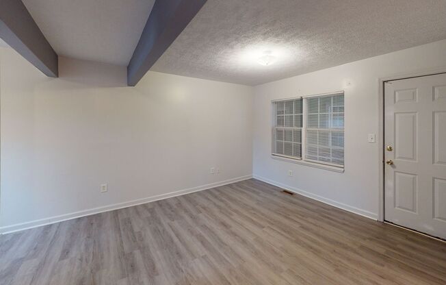 2 beds, 1 bath, 750 sqft, $999, Unit 311