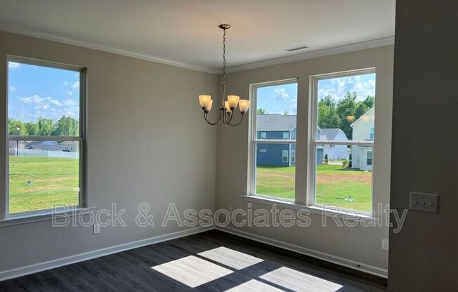 262 STREAMLINER BLVD