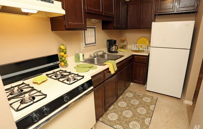 1 bed, 1 bath, 745 sqft, $995, Unit 434