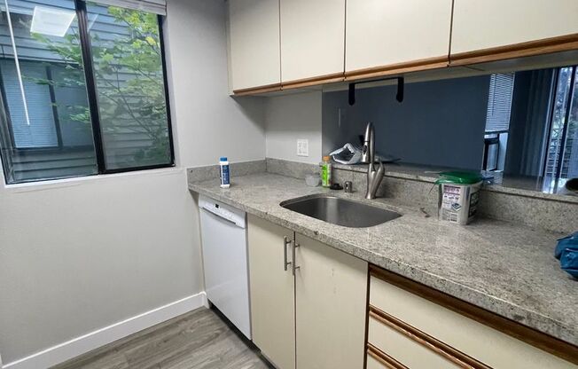 1 bed, 1 bath, 600 sqft, $1,695, Unit 304