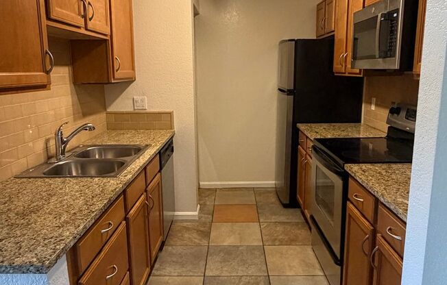 Great 1 bedroom 1 bath 2nd floor unit