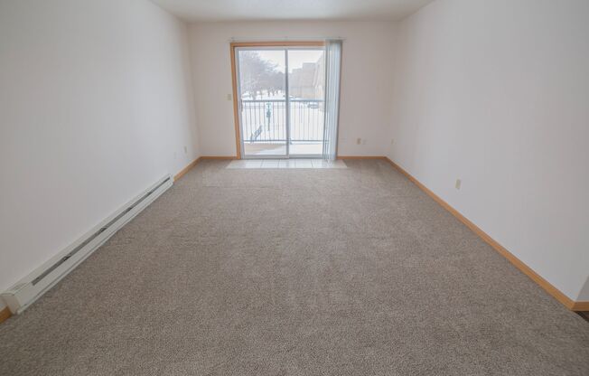 2 beds, 1 bath, 830 sqft, $780, Unit 2502-301