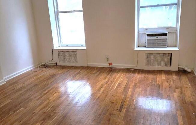120 W 73 ST