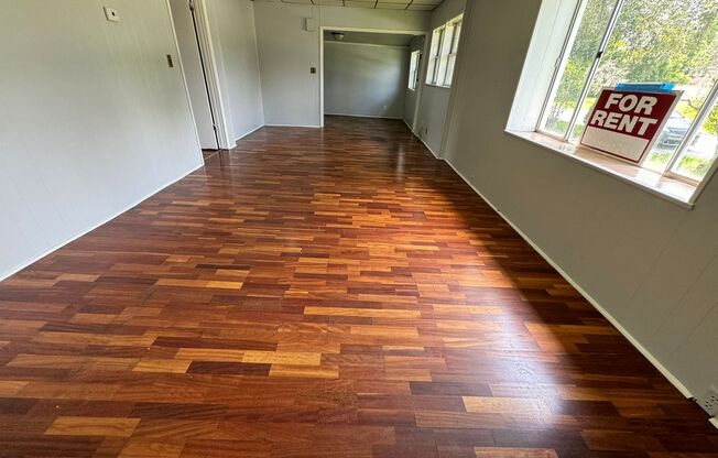 3BR/2BA Zephyrhills Home with 2 Sheds, Large Covered Front Porch