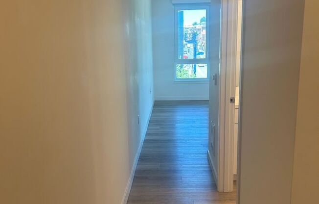 1 bed, 1 bath, 522 sqft, $1,694, Unit 211- MFTE