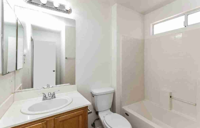 1816 GHOST TRCE AVE