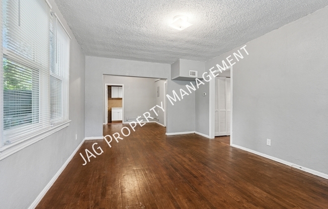 3219 POST ST