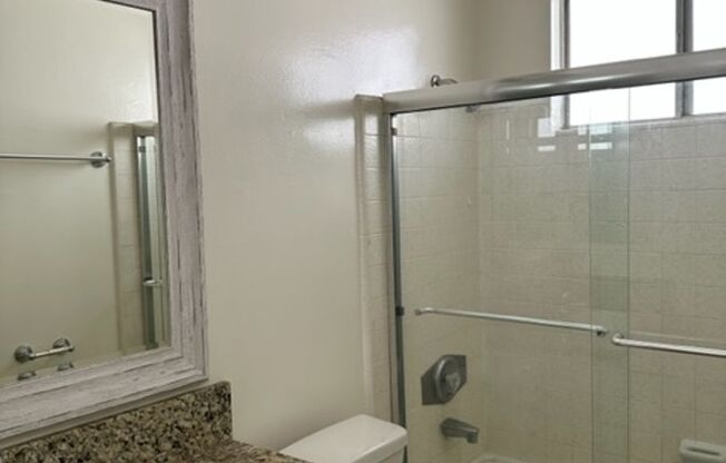 2 beds, 2 baths, $2,780, Unit 07