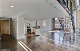 3112 Canton St