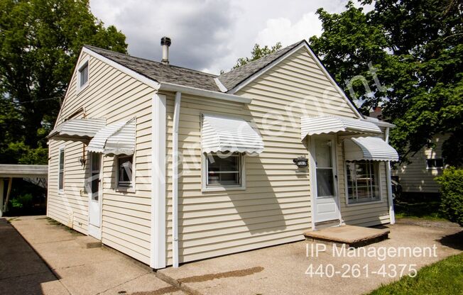 12612 ERWIN AVE