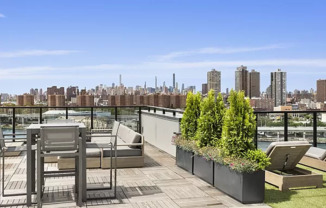 329 E 132 ST