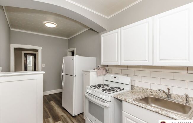 1 bed, 1 bath, 575 sqft, $1,350, Unit 952-15