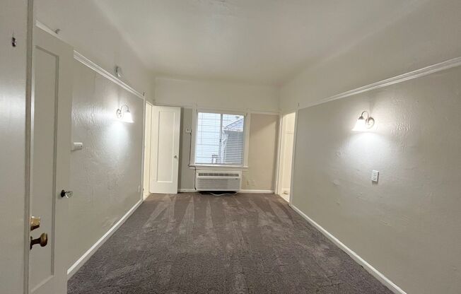 Studio, 1 bath, $1,195, Unit 22