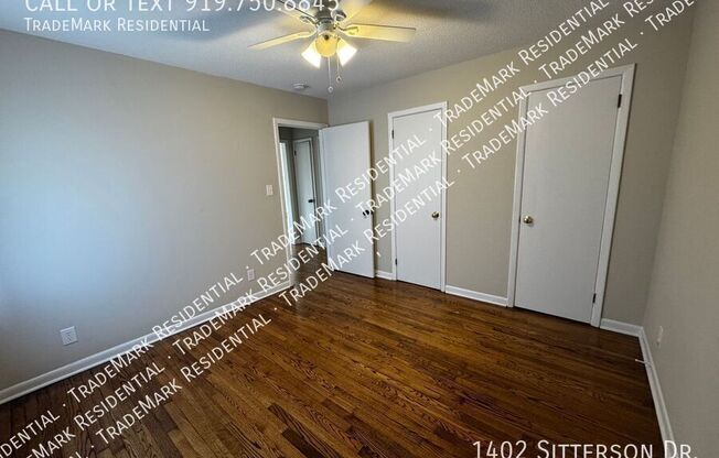 1402 SITTERSON DR