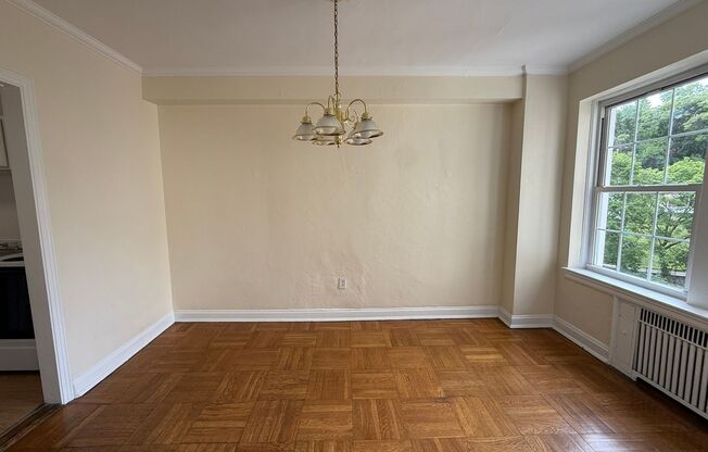 1 bed, 1 bath, 768 sqft, $1,450, Unit Royal York 804