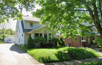 Charming 3-Bedroom Home – Spacious & Updated