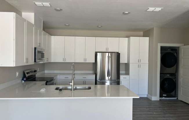 405 RICHLANDS WAY